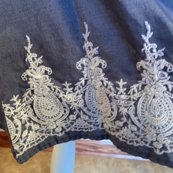 🎉5xHost Pick🎉 Off-The-Shoulder Smocked Bust Dress - Picture 6 of 10